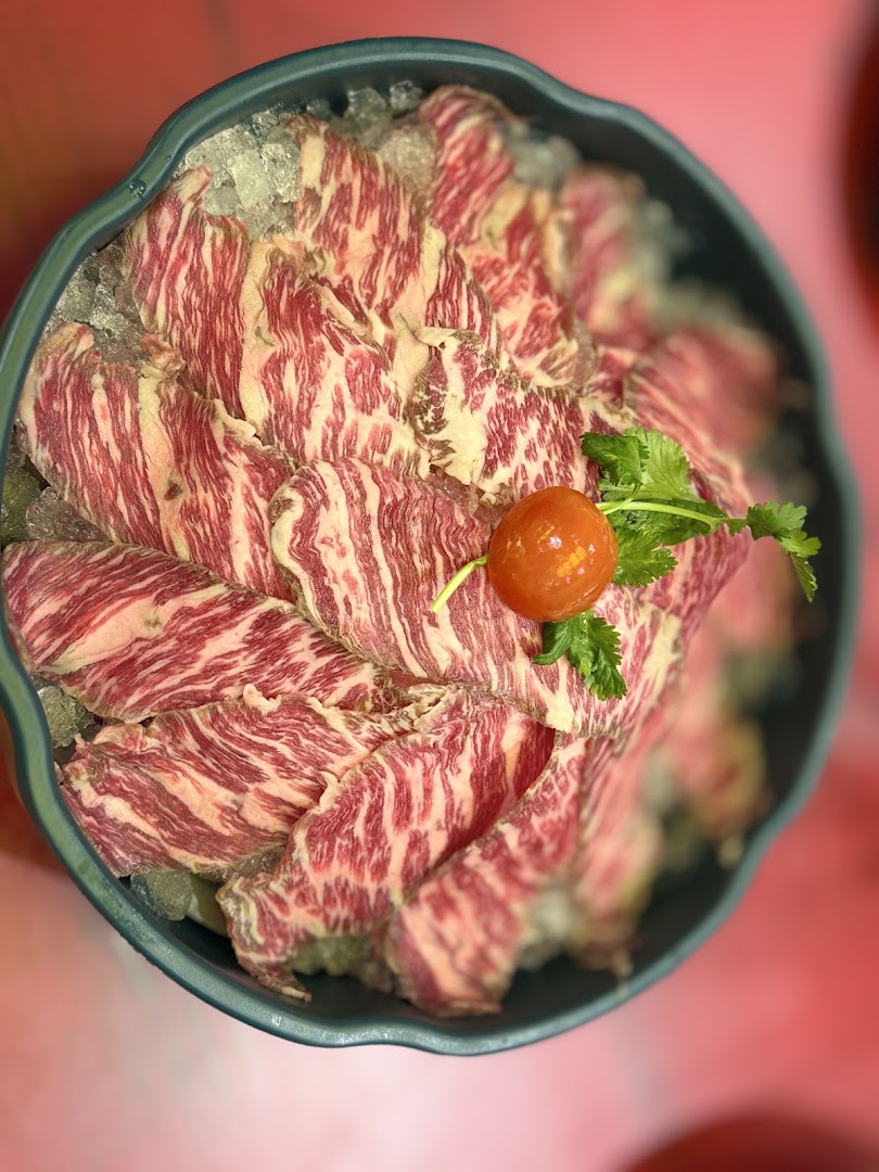 袁老四火锅店YUANLAOSI HOTPOT · Fotos 3